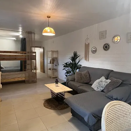 Apartamento Loft, Jardin Y Piscina Privada Romanya de la Selva Exterior photo