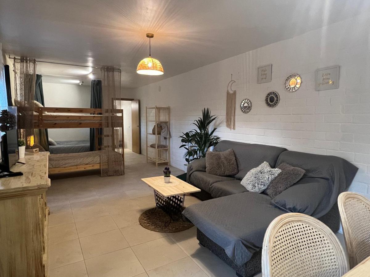 Loft, Jardin Y Piscina Privada Romanya de la Selva